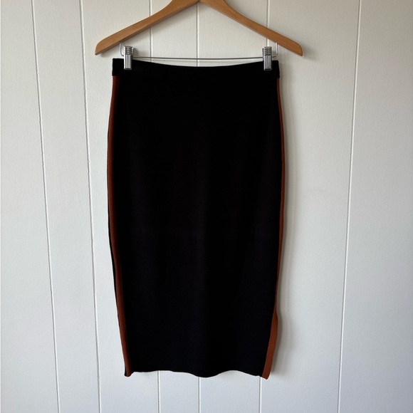 Gerry Weber Black Midi Skirt | Size 6 - Picture 3 of 8